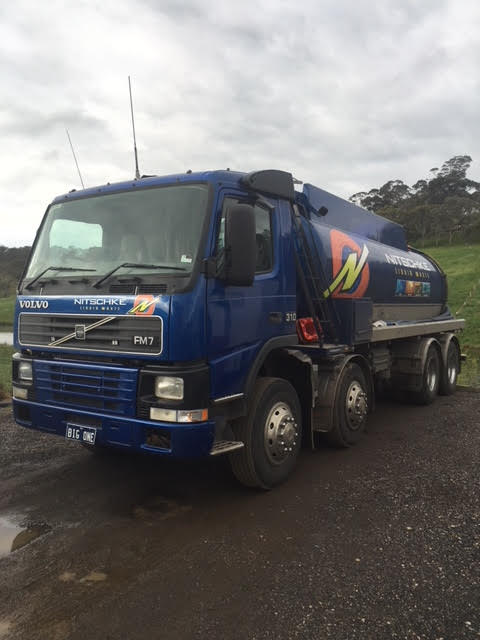 nitschke volvo liquid pumping truck